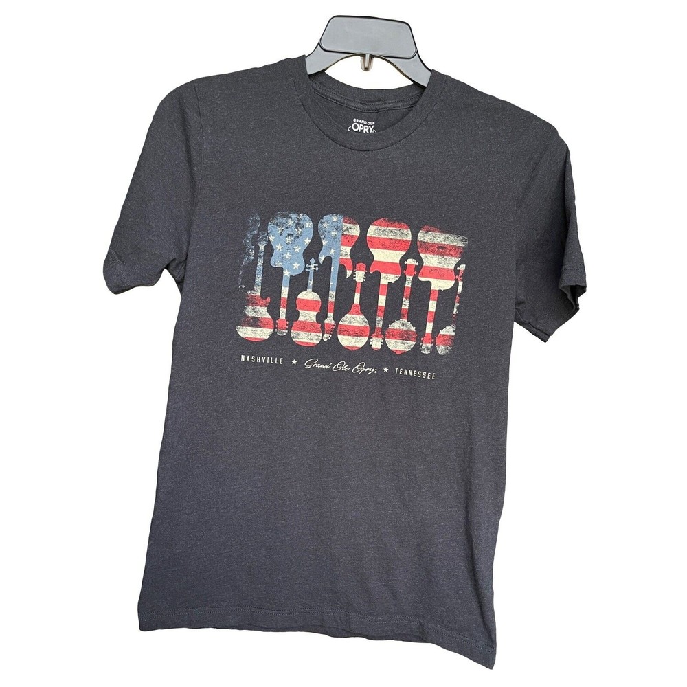Grand Ole Opry T-Shirt Medium Guitars Red White And Blue Nashville Flag